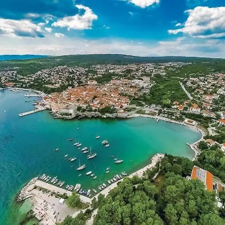 Jozic Sobe * Krk Town