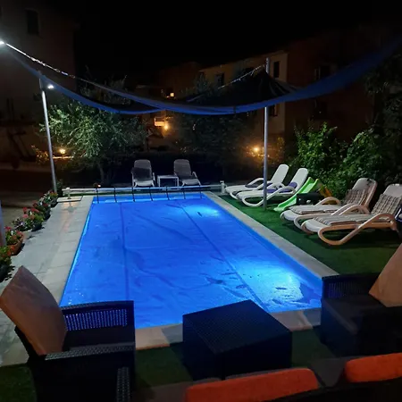 Jozic Sobe * Krk Town