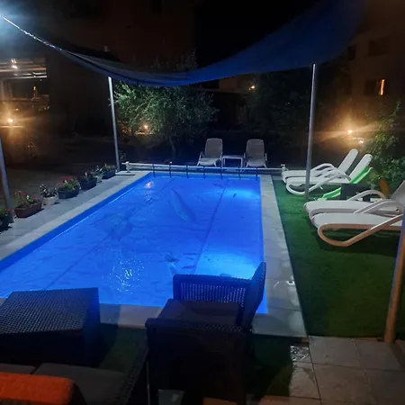 Jozic Sobe Krk Town