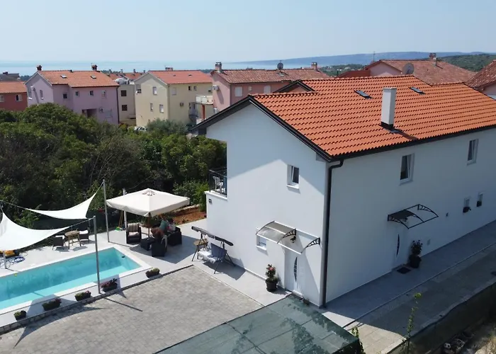 Jozic Sobe * Krk Town